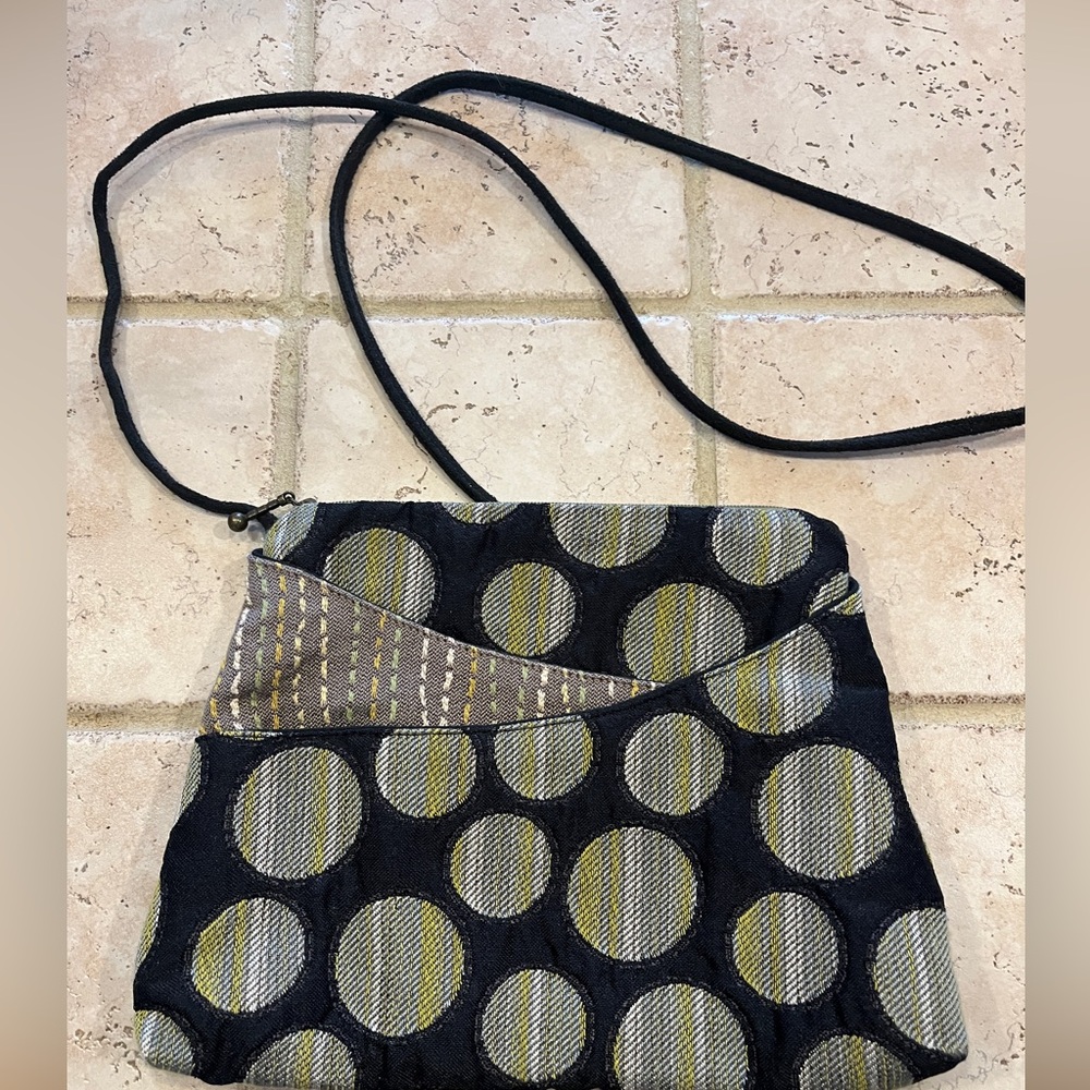 Maruca Sparrow crossbody. Excellent condition. 6 x 9 inches.